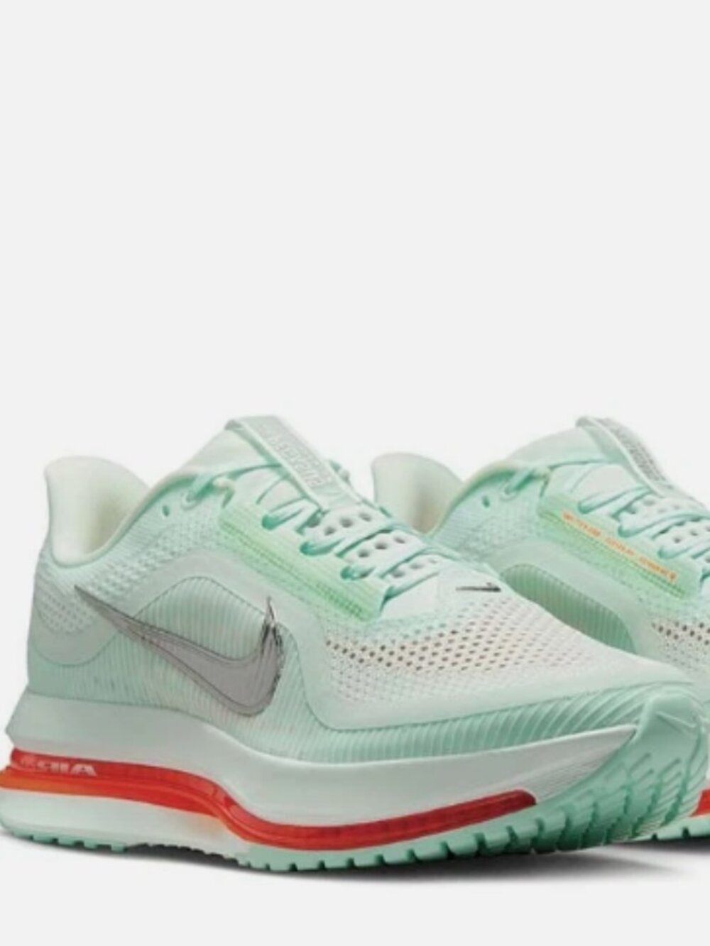 Nike Men’s Air Zoom Pegasus Premium 'Barely Green' Size 7M/8.5W